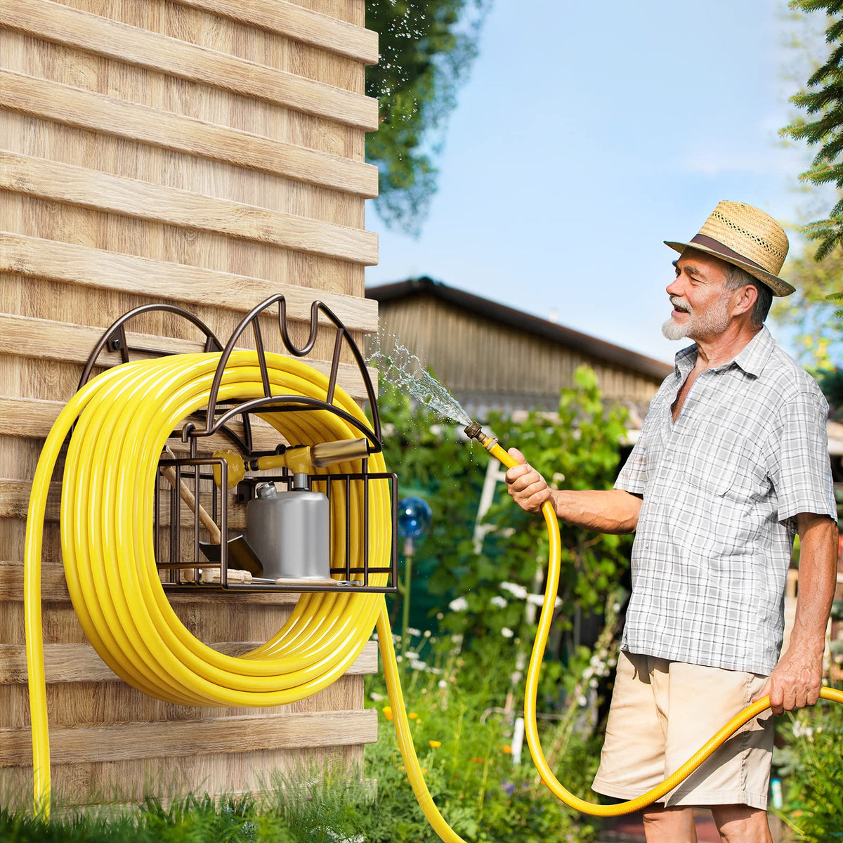 Smatorga metal hose holder with anti-rust finish for outdoor durability.