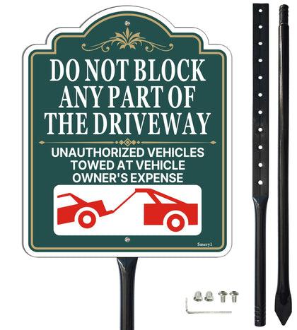 Smeryl driveway sign with 12x10 panel for clear visibility