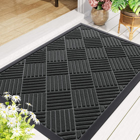 Smiry 35x23 black mat matches any doorway style.