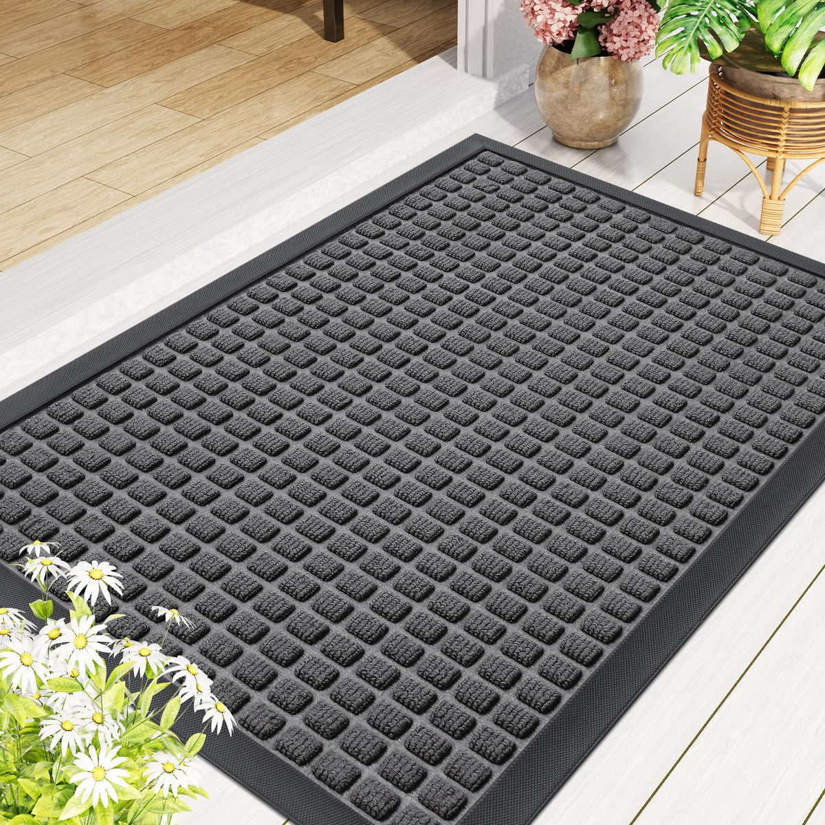 Smiry gift-worthy mat for family and friends' homes.