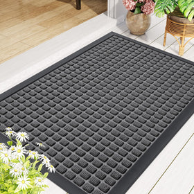 Smiry gift-worthy mat for family and friends' homes.