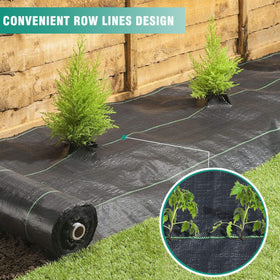 Snail UV-stabilized weatherproof fabric stands up to sun and outdoor use.