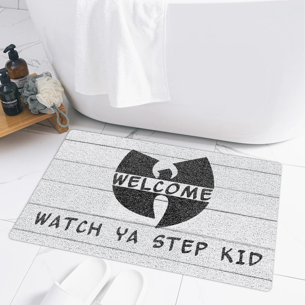 SNNDER Door mat with rubber backing promises slip resistance.