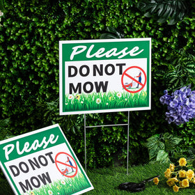 Soaoo eight signs package provides replacements and seasonal flexibility
