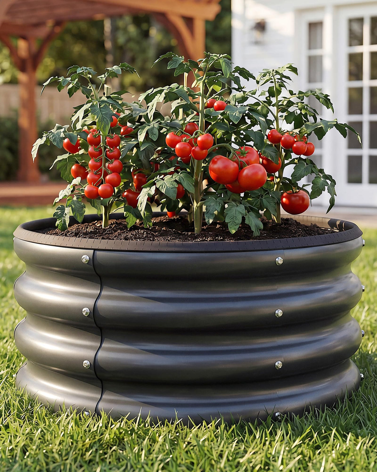 SOCONT round bed in garden setting for vegetables.
