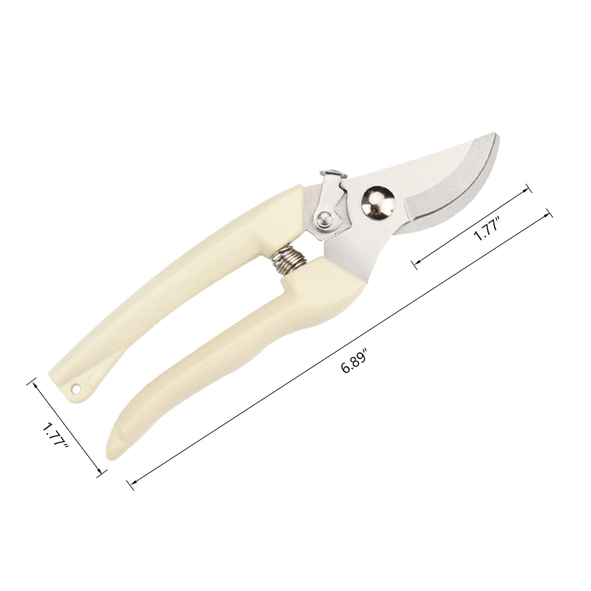 SoftSense ergonomic spring design keeps cutting action quick and responsive.