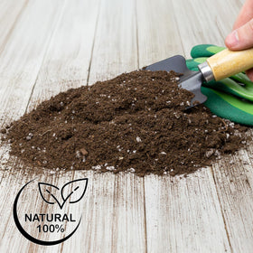 Soil Sunrise earthy aroma and crumbly texture enhances the potting experience