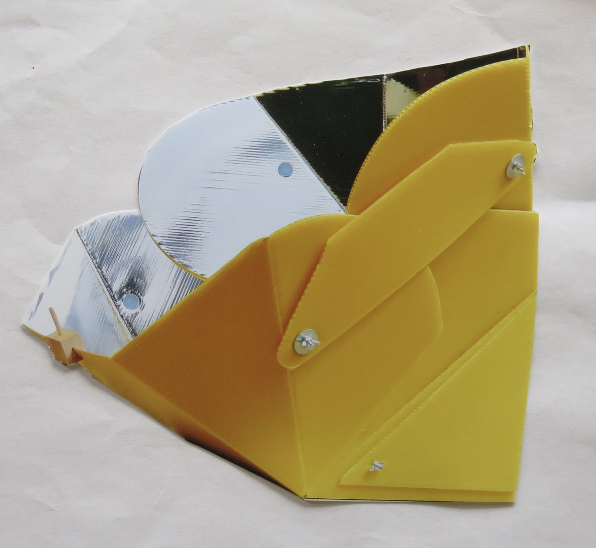 SolCook solar cooker bakes, boils, and steams using sunlight.