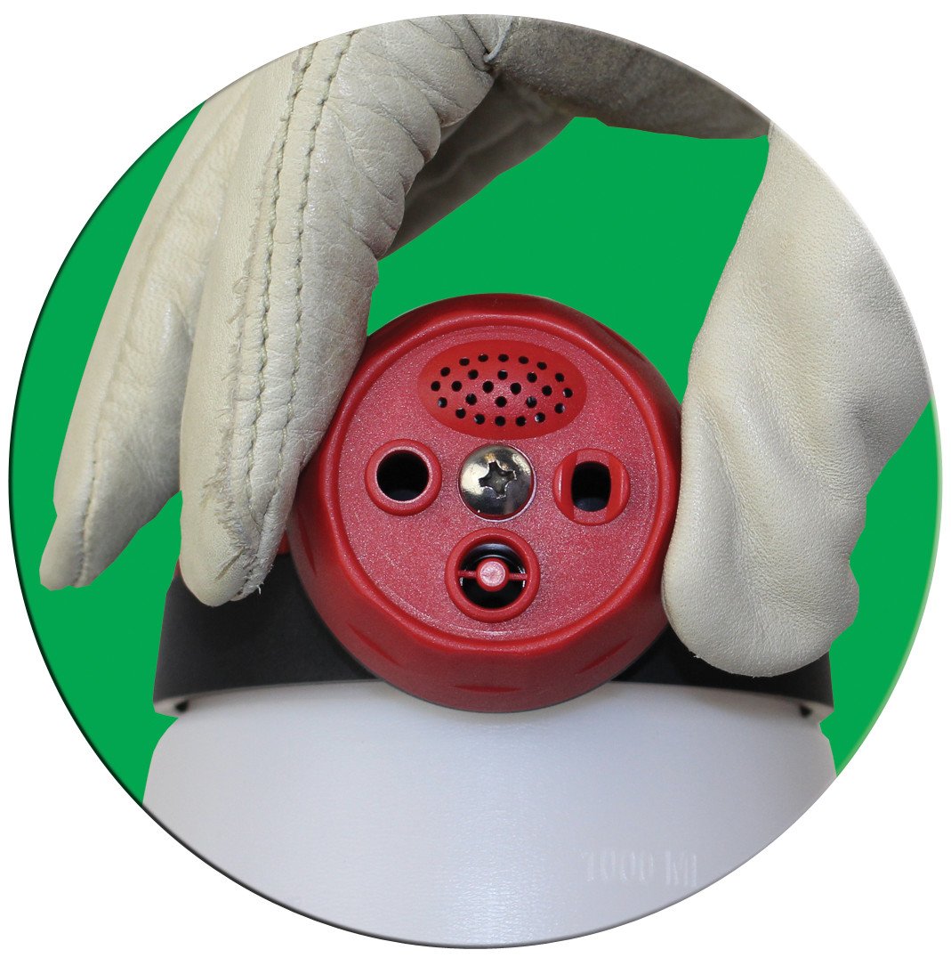 SOLO 405-HE no-measuring design allows pour-free application.