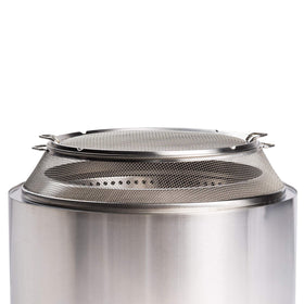 Solo Stove Yukon Shield easy-to-clean surface supports quick maintenance.