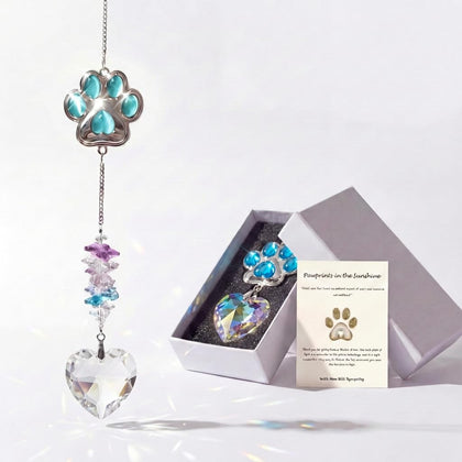 Soranbow Forever Sunshine heart crystal suncatcher glows in sunlight, creating comforting memories.