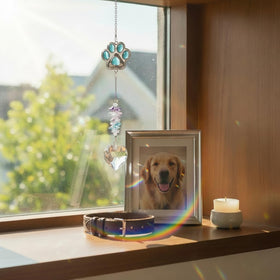 Soranbow K9 crystal heart and paw print present a lasting tribute.