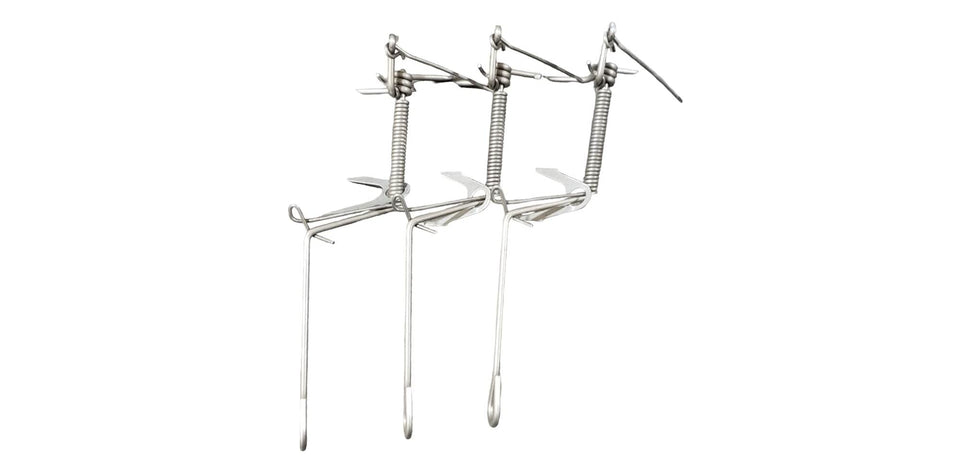 Southern Snares DK-1 gopher trap buried under soil for safe, pet-friendly pest control.