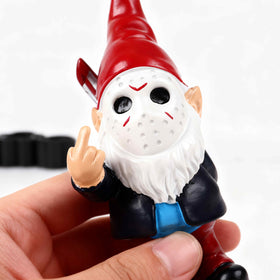SPINNDO Gnomes Halloween gift—fun garden decor for spooky celebrations.