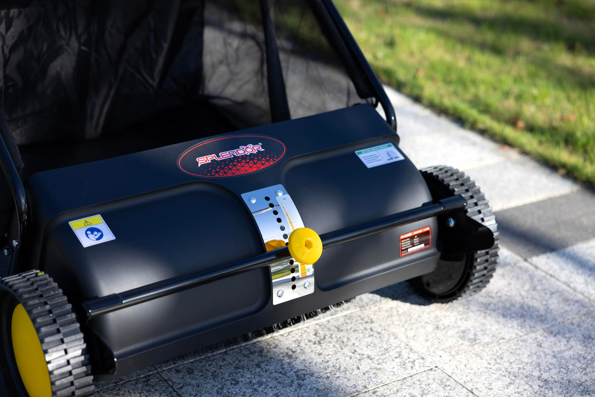 SPLENDOR LS-650A2 adjustable-height feature for precise sweeping.