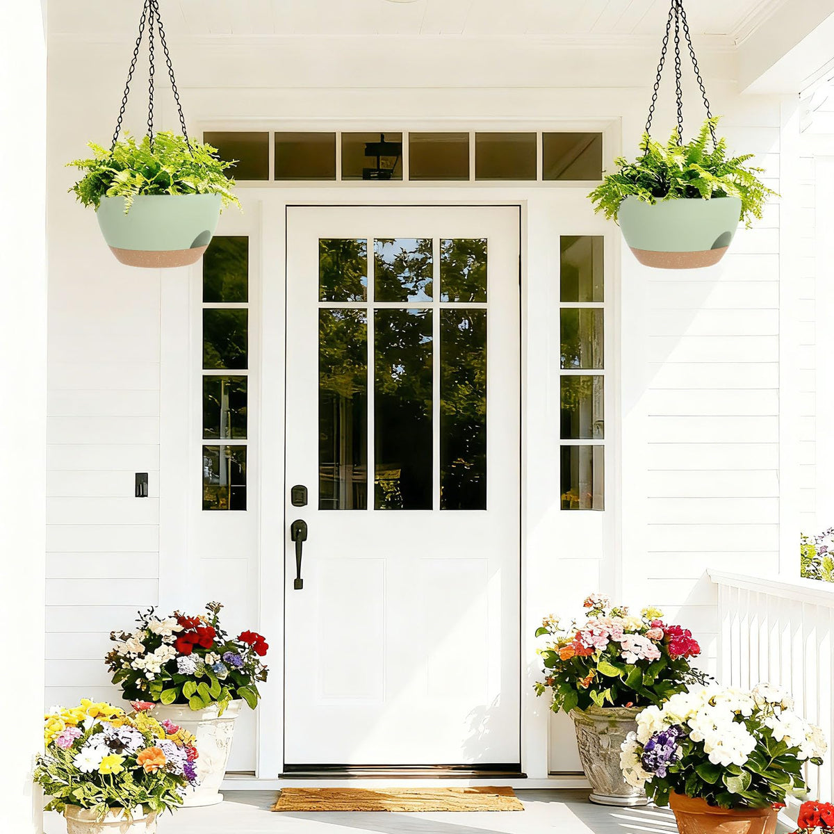 Detachable water storage allows easy cleaning and maintenance.