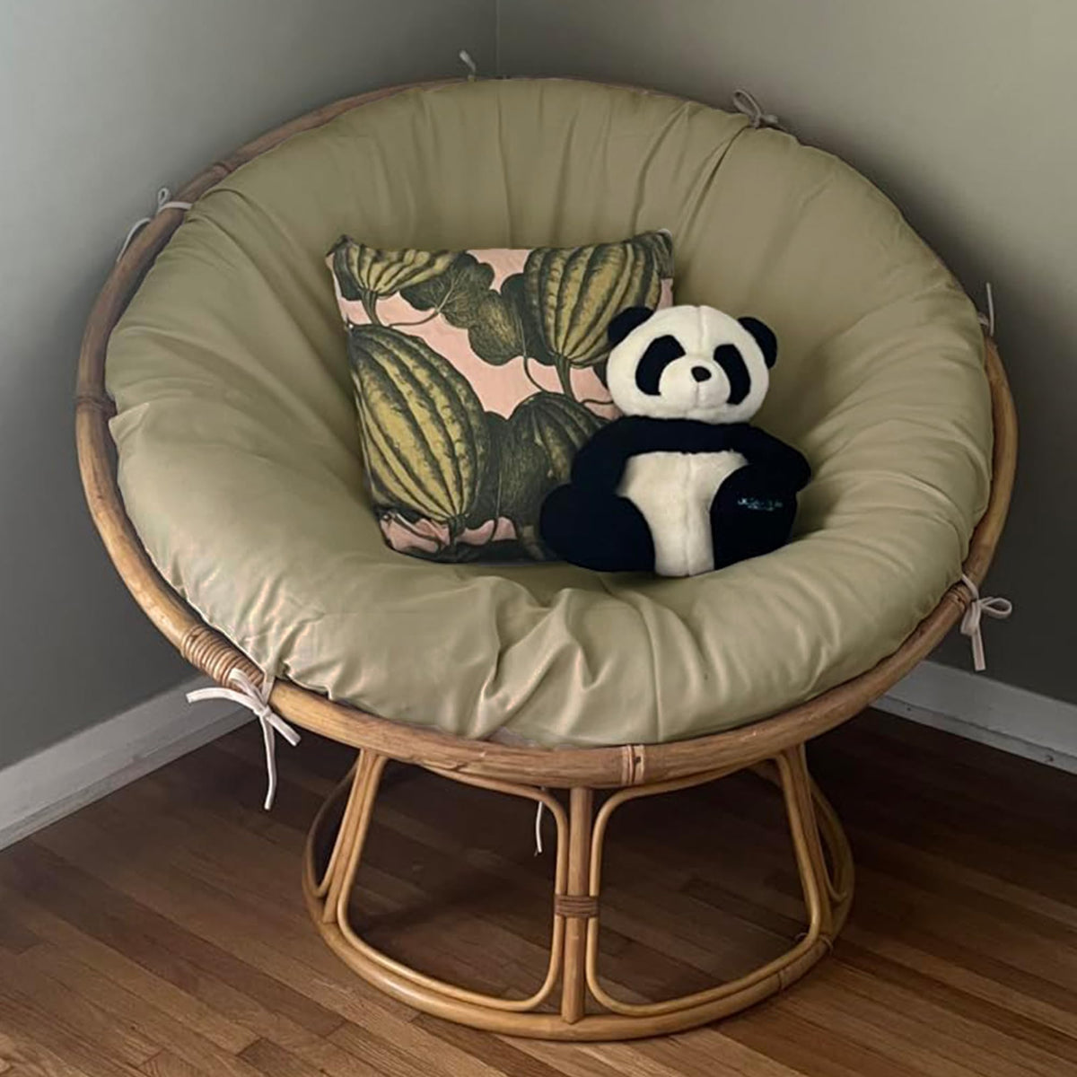 Sqodok Papasan beige machine-washable label for easy cleansing.