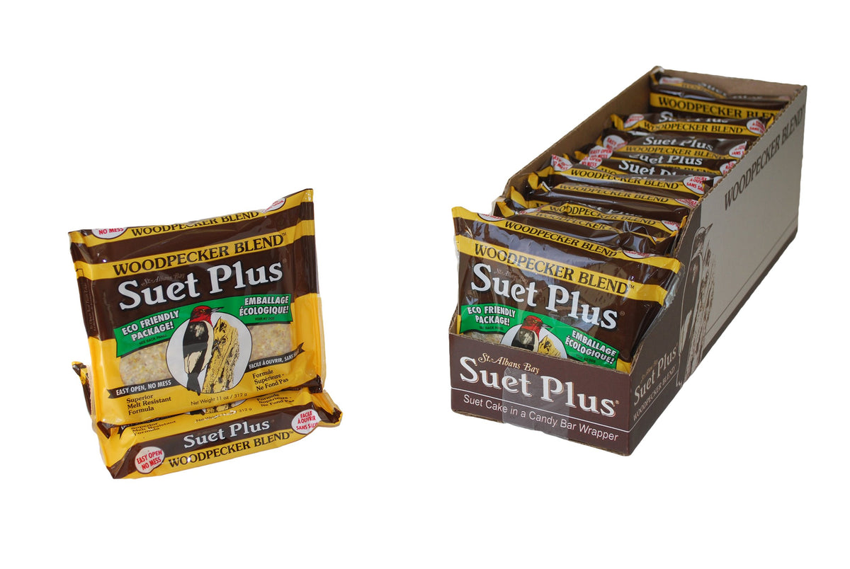 ST. ALBANS BAY SUET PLUS woodpecker blend packaging highlights easy-open, mess-free feeding.