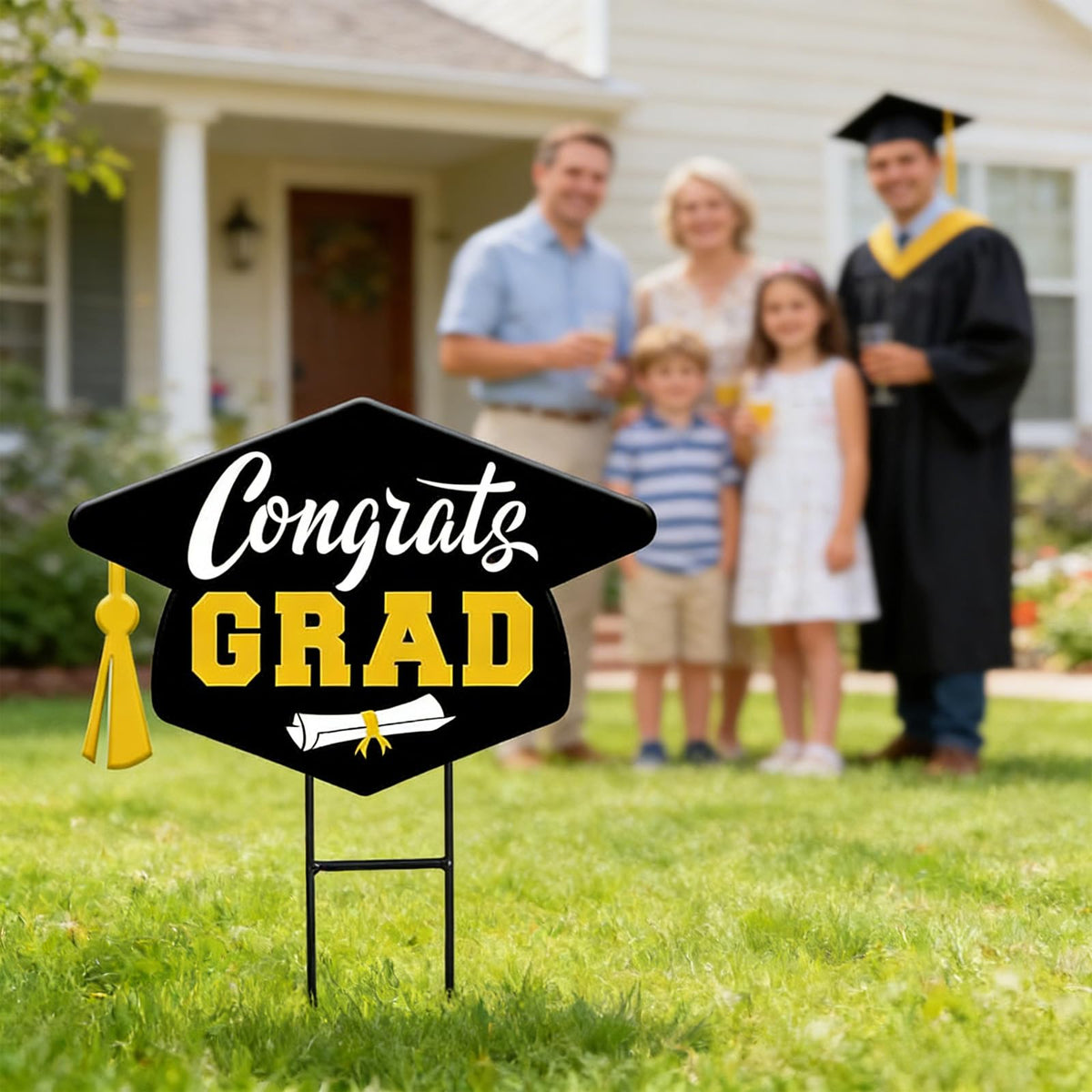 STAFANIE graduation sign easily displays in front lawns, gardens, or porches for celebrations.