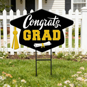 STAFANIE personalized graduation sign allows name, school, or year customization for a unique moment.