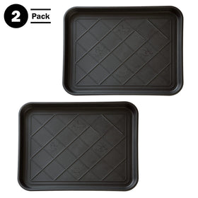 Textured interior surface provides grip for wet footwear