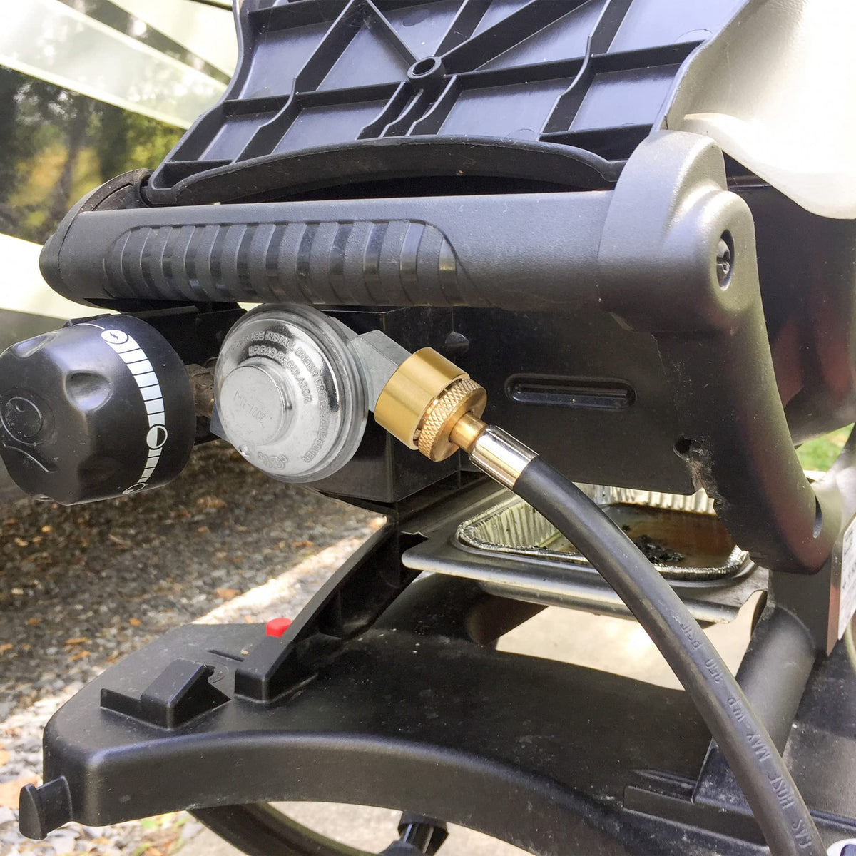 Stanbroil Weber Q1000 installation-ready valve-regulator kit for quick swap.