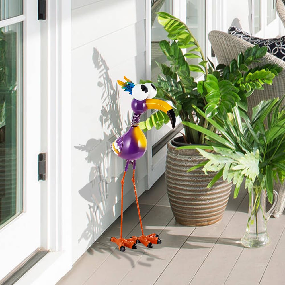 STANKGARDEN indoor-outdoor decor bird art suitable for multiple spaces.