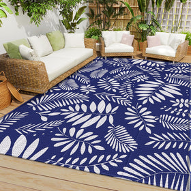 StepRite outdoor rug 4x6 white blue, waterproof for patios and decks.