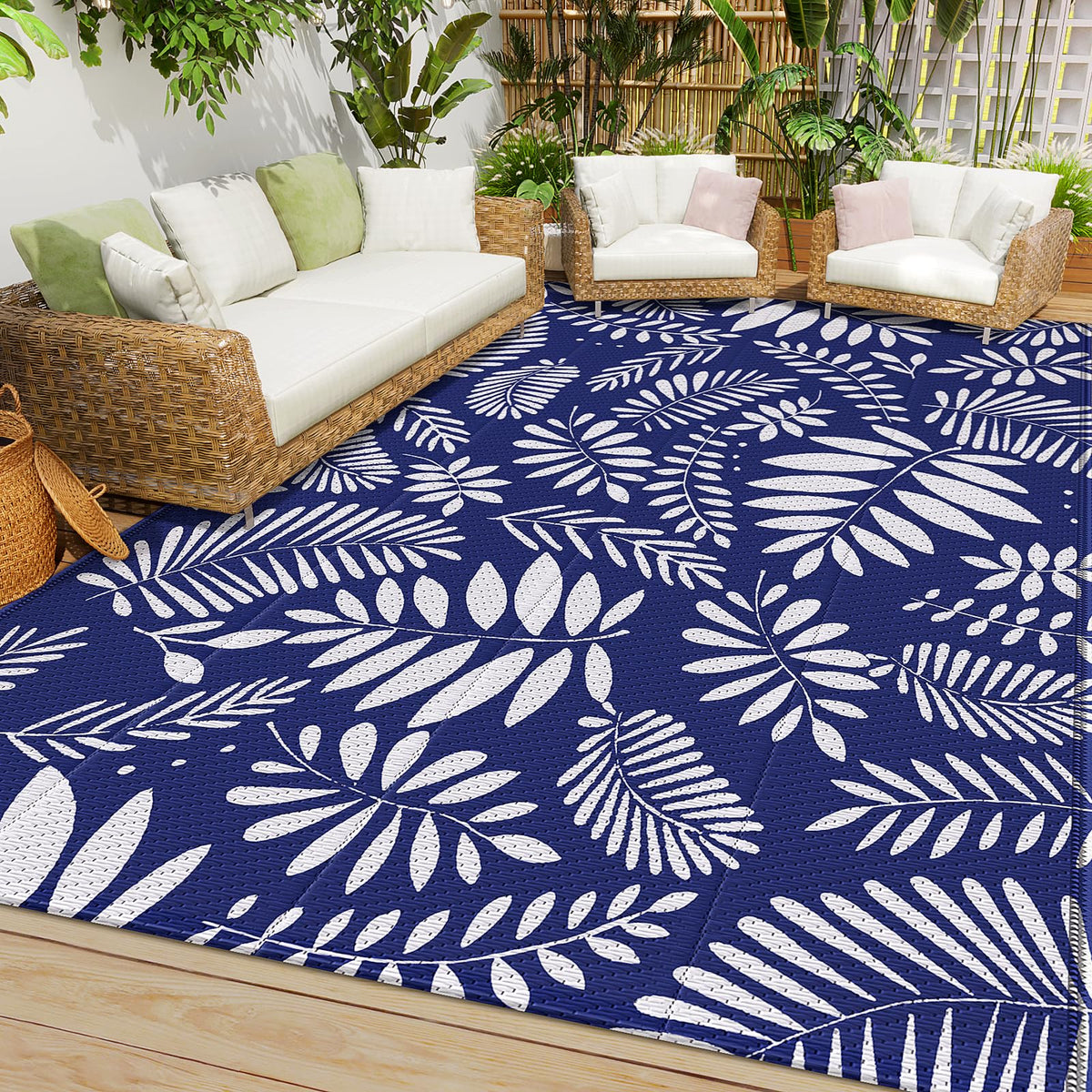 StepRite outdoor rug 5x8 white blue, ideal for patio décor and quick cleanups.