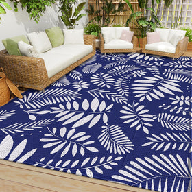 StepRite outdoor rug 5x8 white blue, ideal for patio décor and quick cleanups.