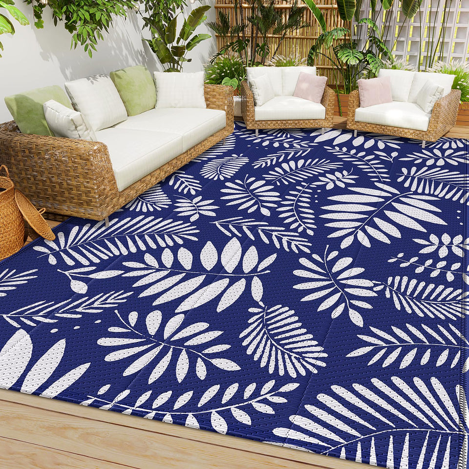 StepRite outdoor rug 5x8 white blue, ideal for patio décor and quick cleanups.
