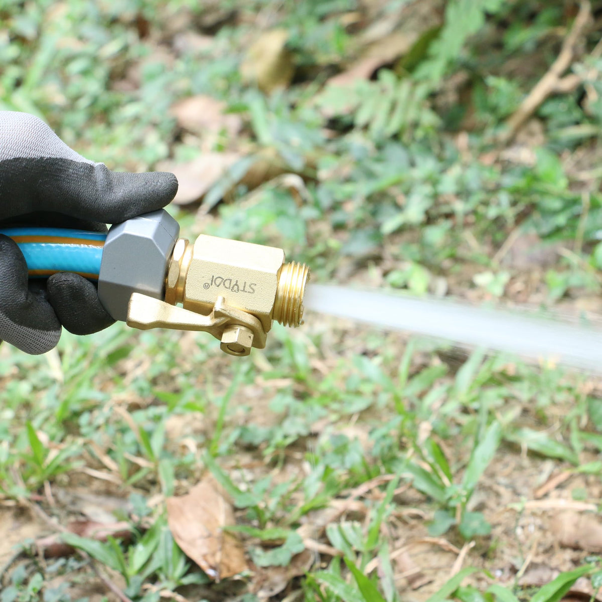 STYDDI 3-4in garden hose valve attachments enable quick, leak-free connections.