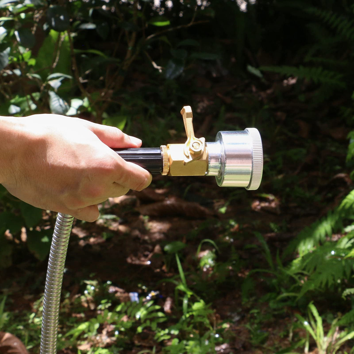 STYDDI ergonomic brass handle offers easy, single-handed operation.