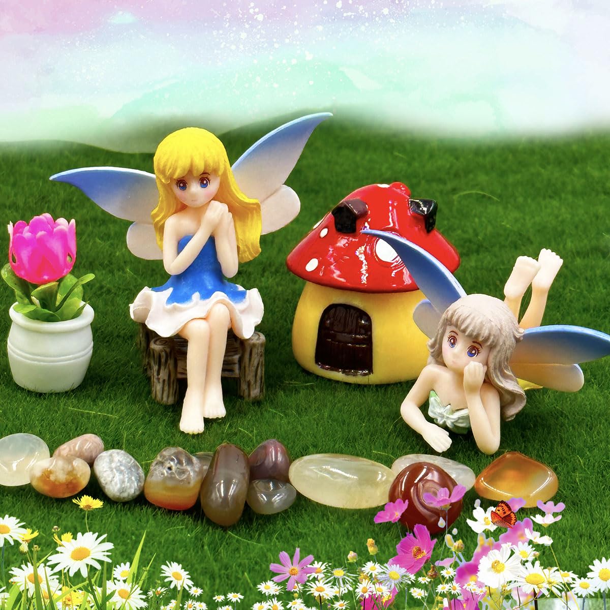 Suartus three-dimensional fairy figurines add depth to micro landscapes