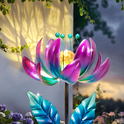 SUCUY outdoor garden spinners showcase lotus petals in motion for dynamic yard decor.