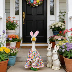 Sumetamii goose egg basket highlights Easter treats in a playful scene.