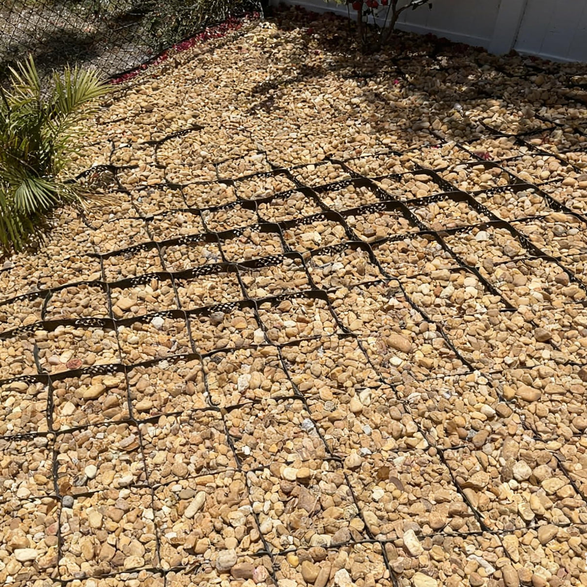 Sumloty black HDPE grid weather-resistant outdoor use