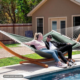 SUNCREAT double hammock soft pillow provides head comfort during rest.