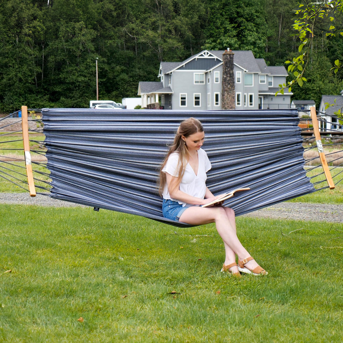 Suncreat Hammock handcrafted ropes offer durability and smooth support outdoors