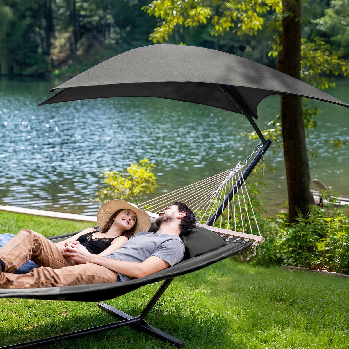 Suncreat portable stand enables easy setup anywhere without trees