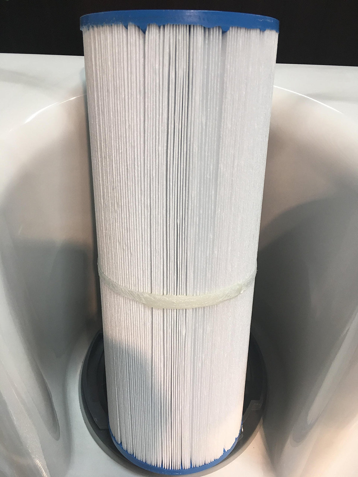 Sundance Spas 373045S original label confirms authentic replacement part.