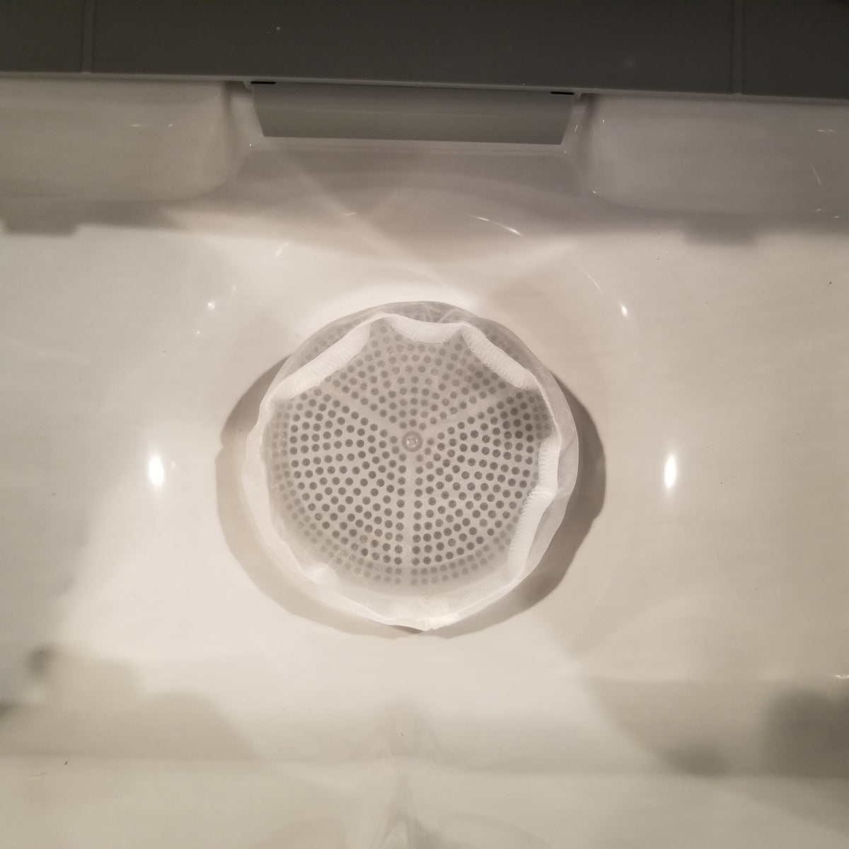 Original Sundance Part 6540-213 drain cover for compatible spa suction fittings