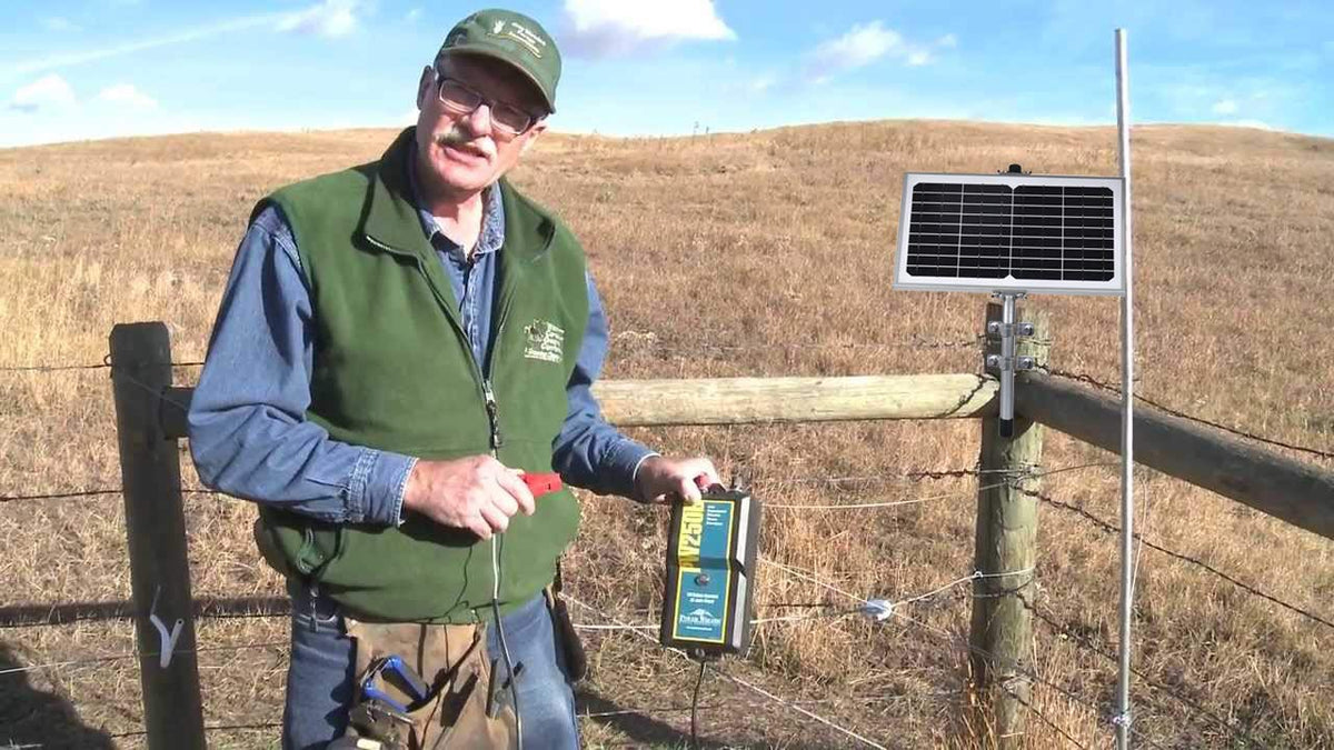 SUNER POWER charger tailored for 12V gate openers and fences