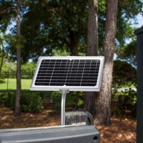 SUNER POWER weather-ready solar kit for outdoor automation