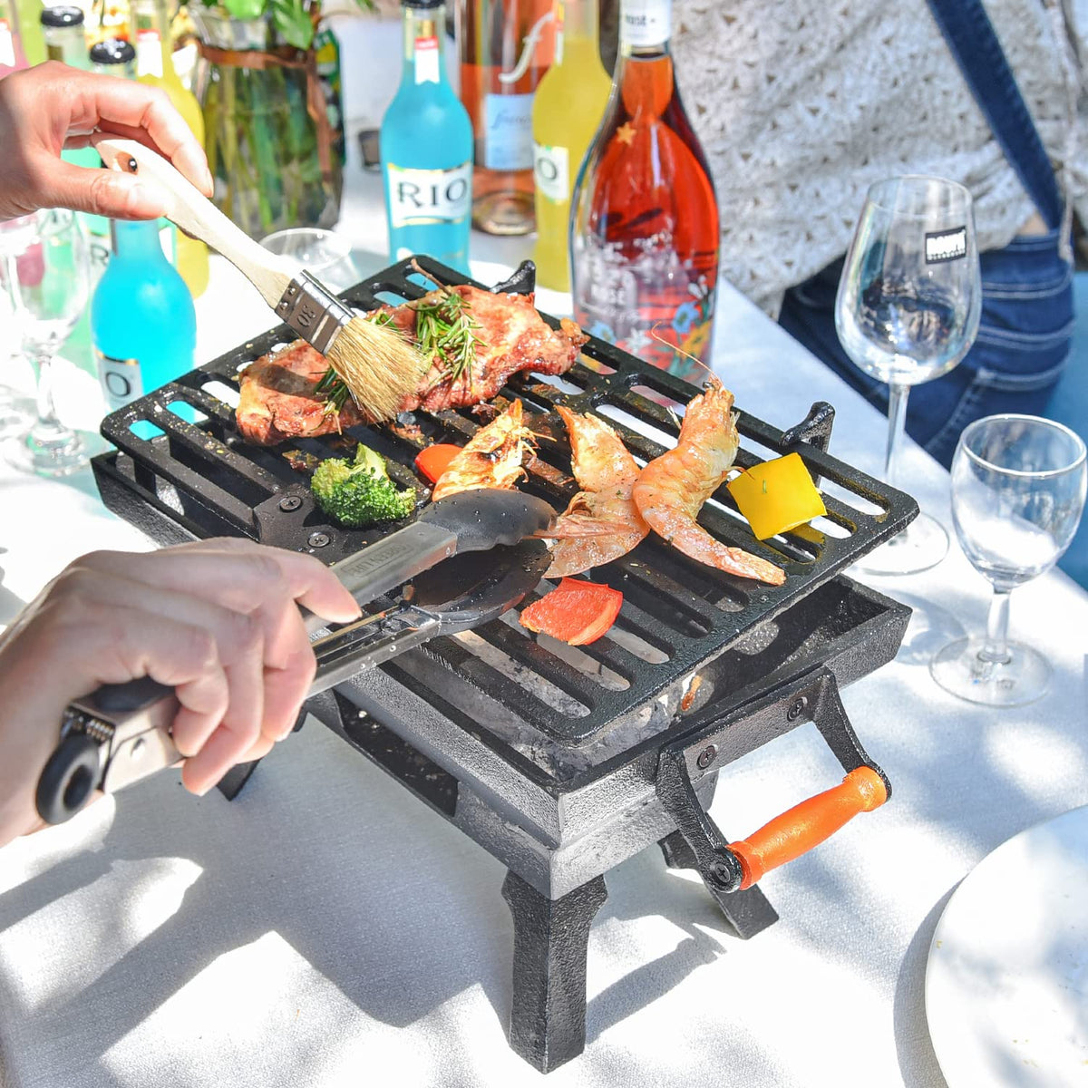 Sungmor heavy-duty cast iron grill exterior showing durable construction for even heating.