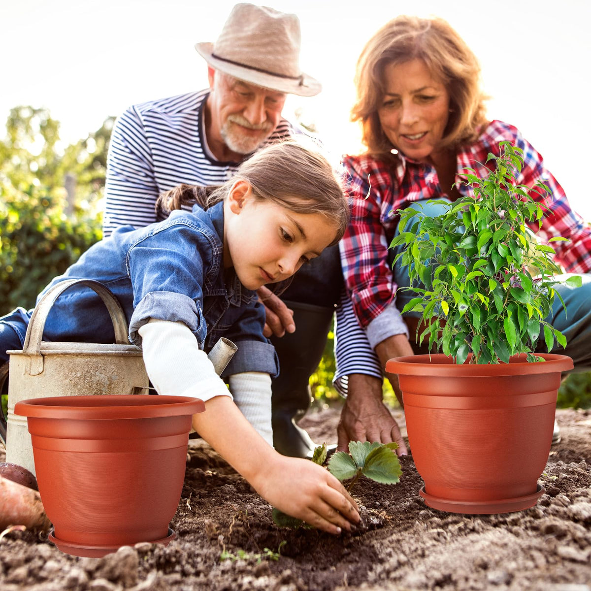Sunnychicc durable resin pots ideal for indoor and outdoor gardening.