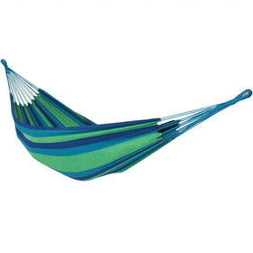 Sunnydaze Decor double Brazilian cotton hammock outdoors offers two-person comfort