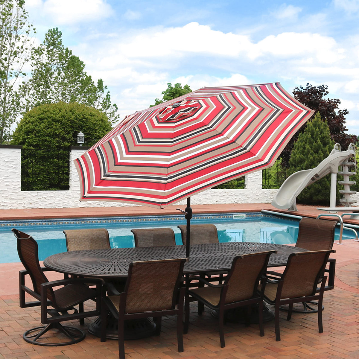 Sunnydaze striped design adds stylish touch to any patio.
