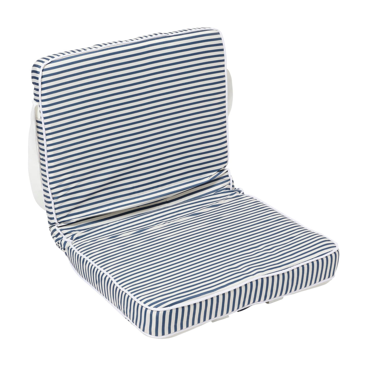 SunnyLiFE lightweight beach chair front view, portable and easy to carry for beach days.