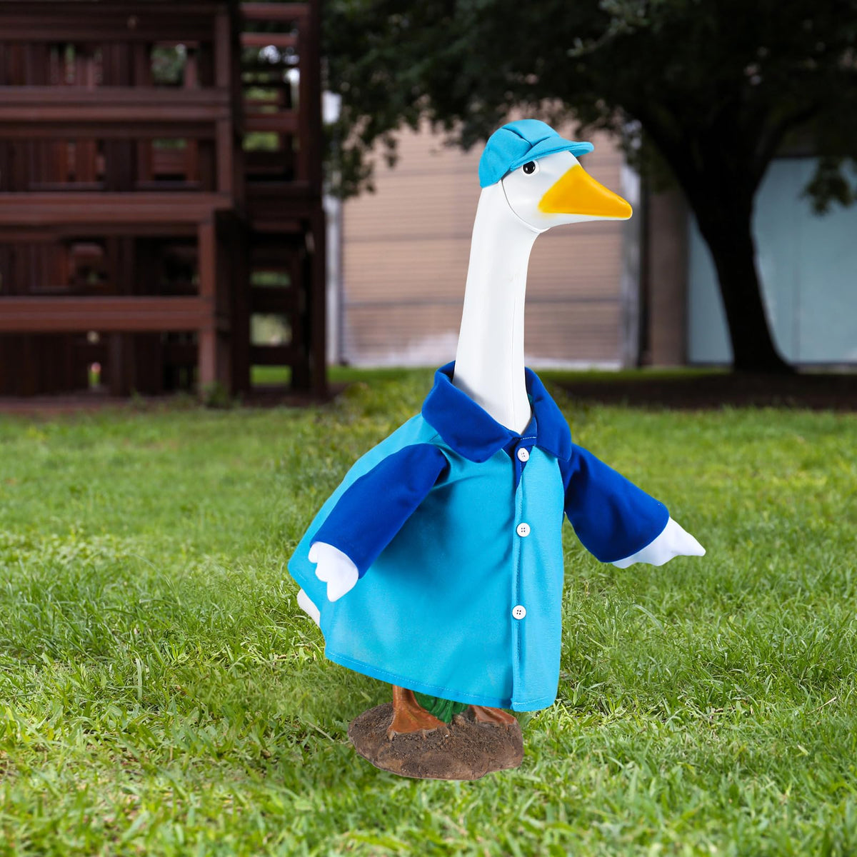 Sunnymove lawn display gets a playful makeover with this porch goose costume